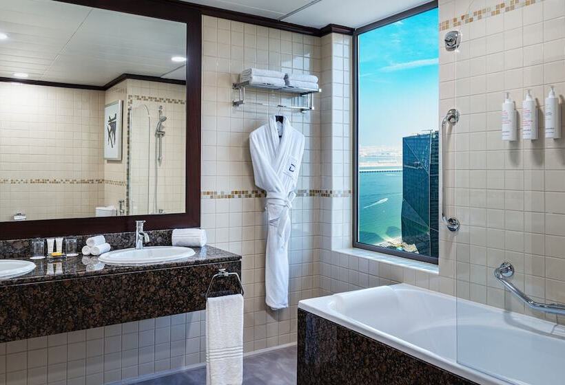 Люкс 4 Спальни, Delta Hotels By Marriott Jumeirah Beach, Dubai