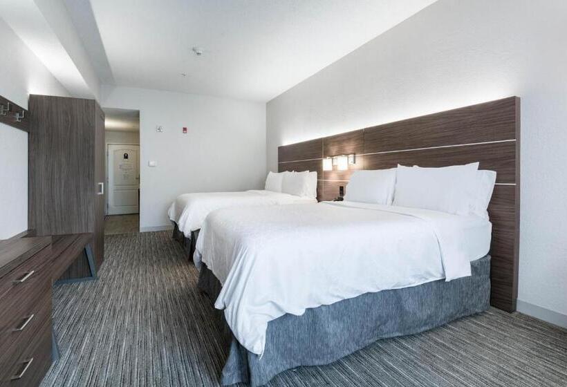 סוויטה מותאמת לאדם עם מוגבלויות, Holiday Inn Express Hotel & Suites Jasper, An Ihg