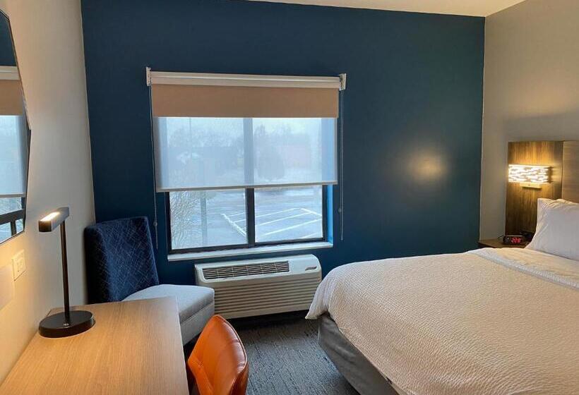 带大床的标准间, Holiday Inn Express Plymouth, An Ihg