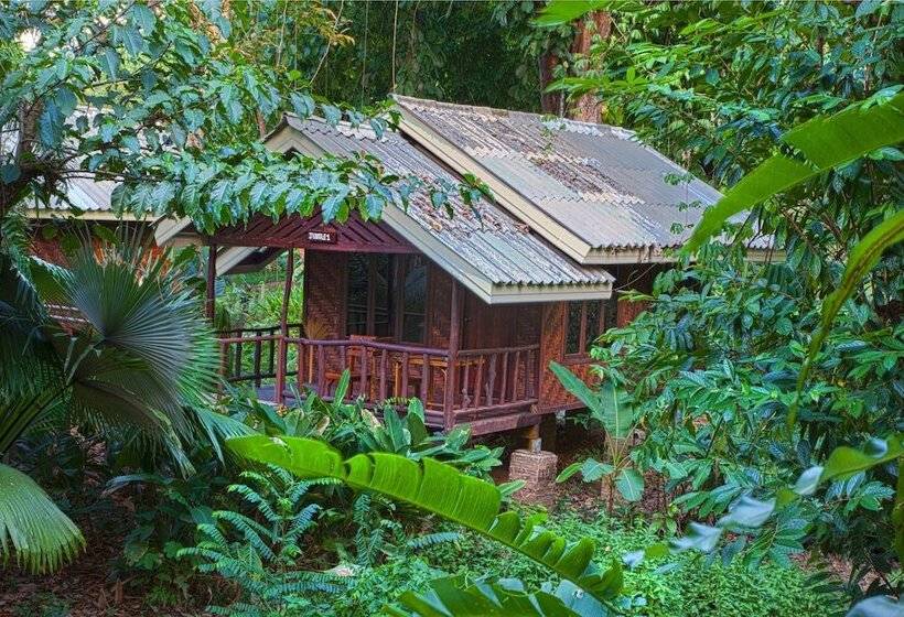스탠다드 방갈로 정원 전망, Khao Sok Riverside Cottages