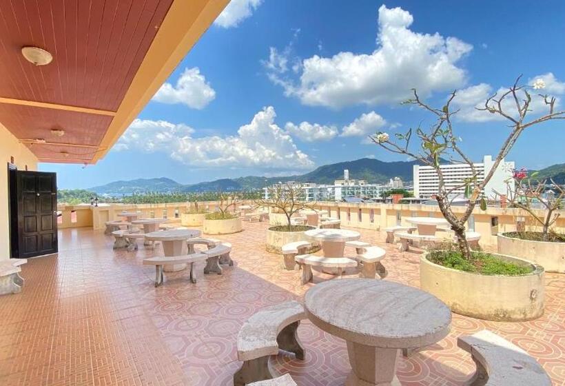 디럭스 룸 킹사이즈 침대, Sm Patong Resort