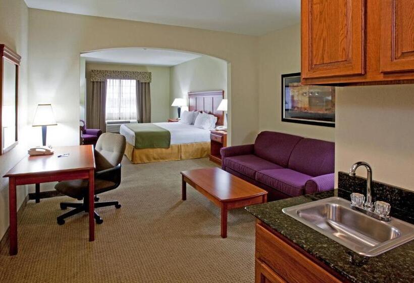 Люкс 2 Спальни, Holiday Inn Express Hotel And Suites Ada, An Ihg