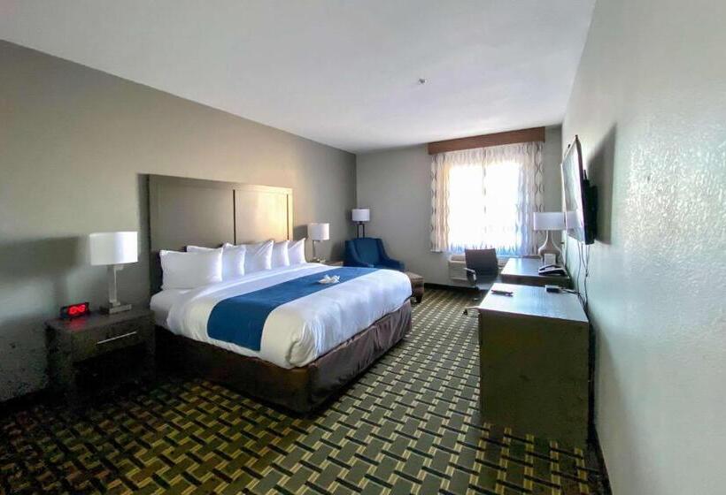اتاق استاندارد با تخت بزرگ, Comfort Inn Owasso – Tulsa