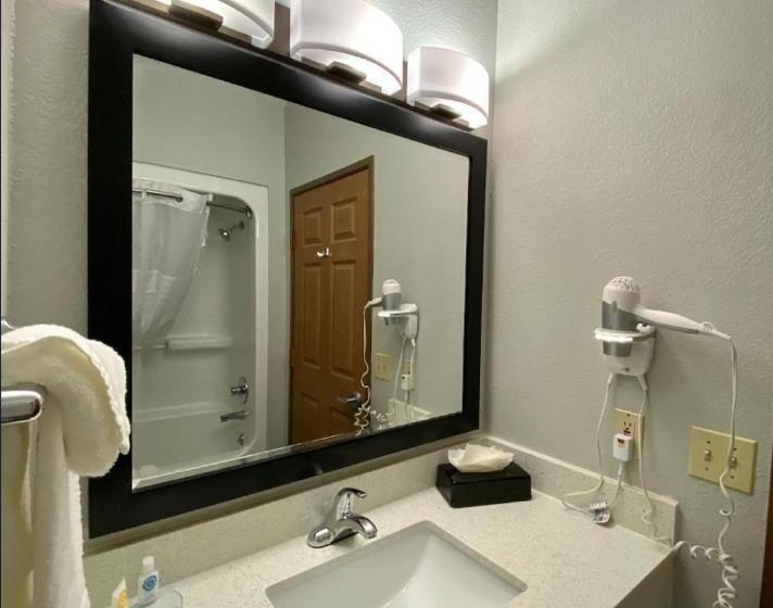 اتاق استاندارد, Comfort Inn Owasso – Tulsa