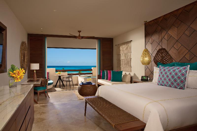 Номер Стандарт Кровать Кинг Адаптированный для Инвалидов, Holiday Inn Express Hotel & Suites Dubois, An Ihg
