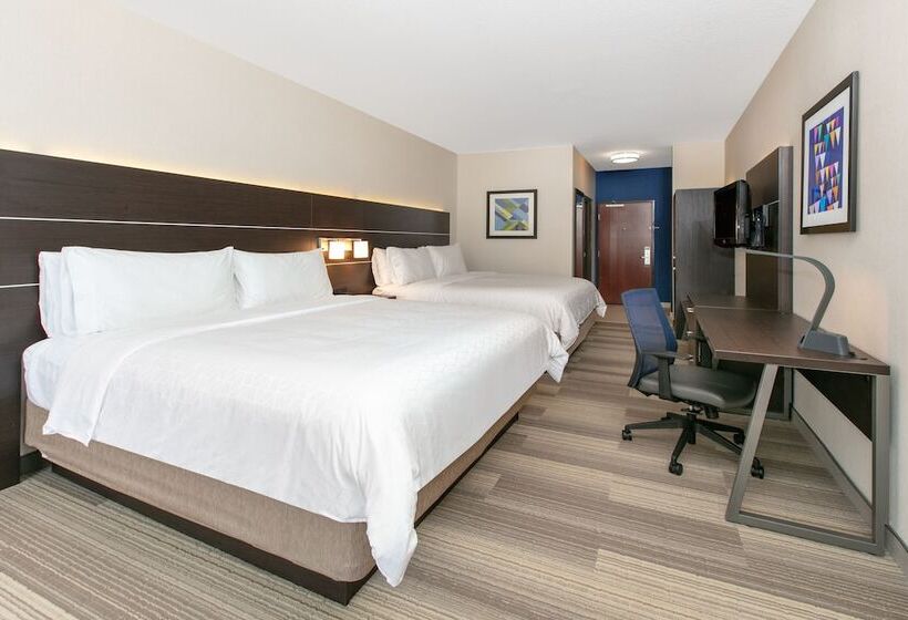 اتاق استاندارد با چشم‌انداز رودخانه, Holiday Inn Express Hotel & Suites Seaside Convention Center, An Ihg