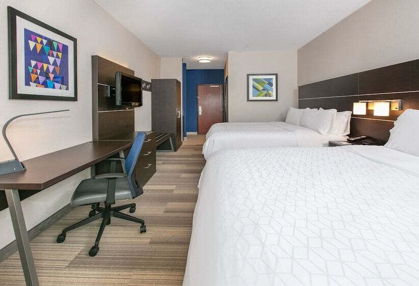 اتاق استاندارد با چشم‌انداز رودخانه, Holiday Inn Express Hotel & Suites Seaside Convention Center, An Ihg