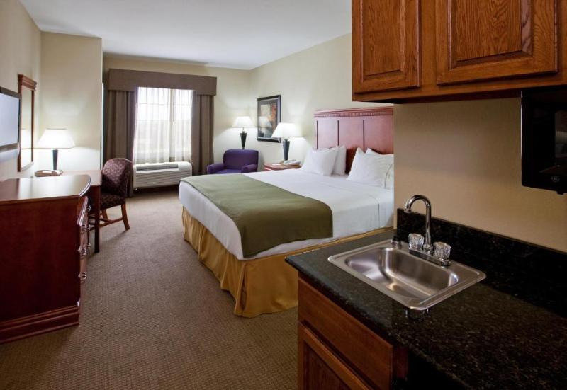 Люкс, Holiday Inn Express Hotel And Suites Ada, An Ihg