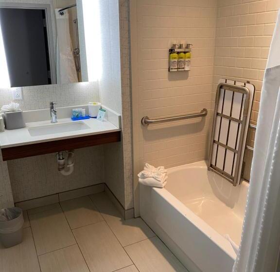 장애인을 위한 스위트, Holiday Inn Express Columbia, An Ihg