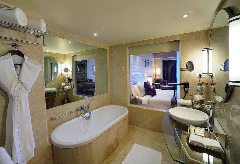 سوییت لوکس, Vivanta Goa, Panaji