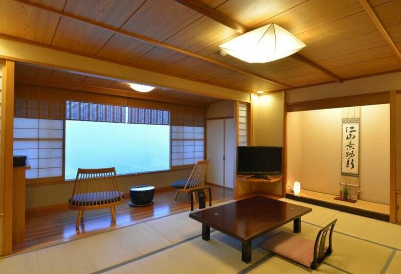 Номер Стандарт Вид на Реку, Ryokan Ayunosato