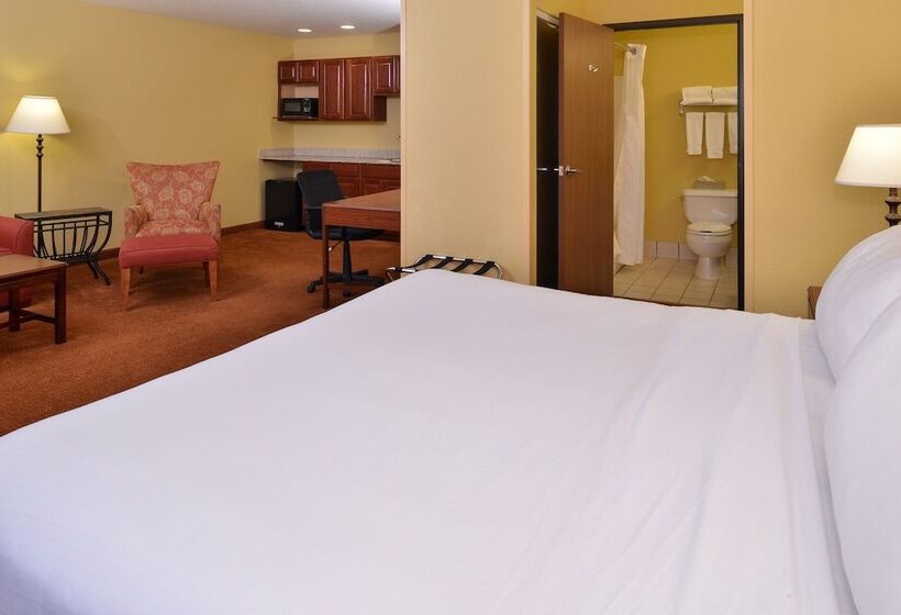 套房, Holiday Inn Express And Suites Stevens Point By Ihg