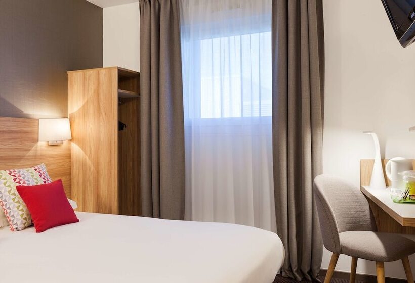 Номер Комфорт, Campanile Metz Nord  Talange
