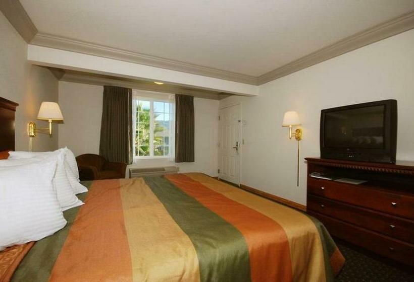 Номер Стандарт, Cloverdale Wine Country Inn & Suites