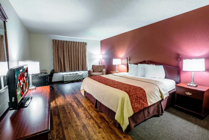 Номер Deluxe Адаптированный для Инвалидов, Red Roof Inn Plus+ Danville, Ky