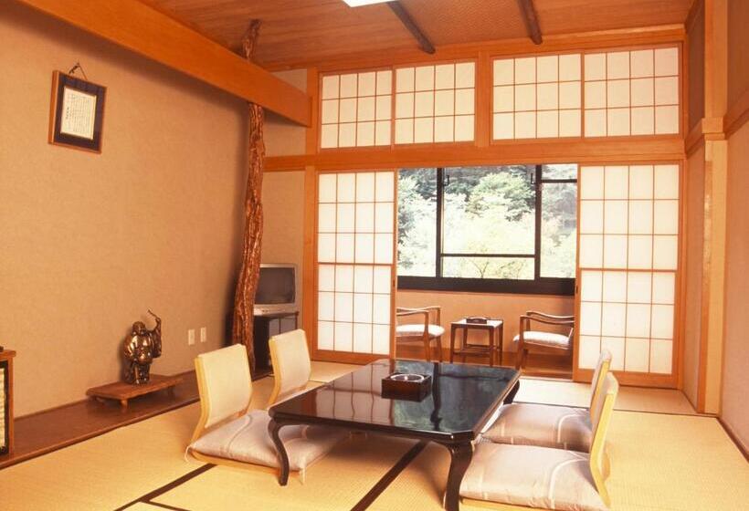 Номер Стандарт, Takaragawa Onsen Ousenkaku