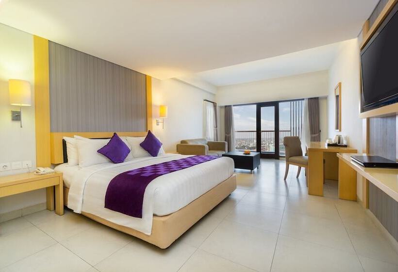 Полулюкс, Quest Hotel Kuta By Aston