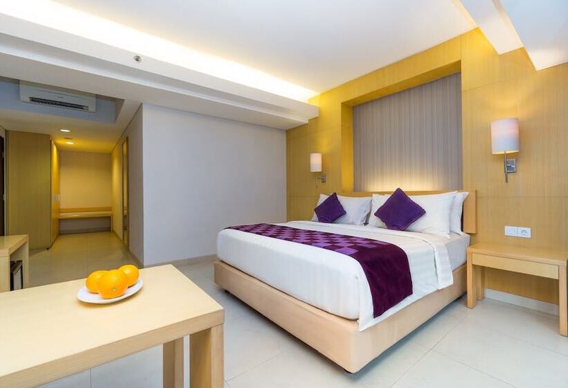 Президентский Люкс, Quest Hotel Kuta By Aston