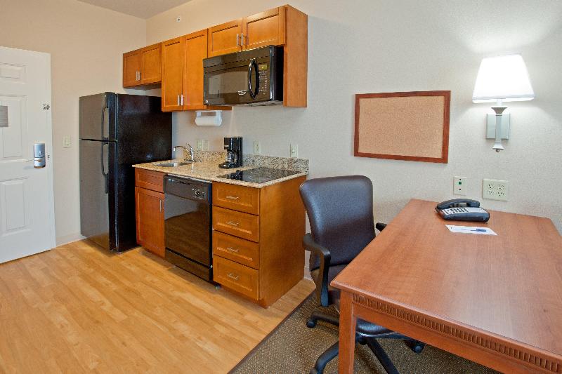 Люкс, Candlewood Suites League City, An Ihg
