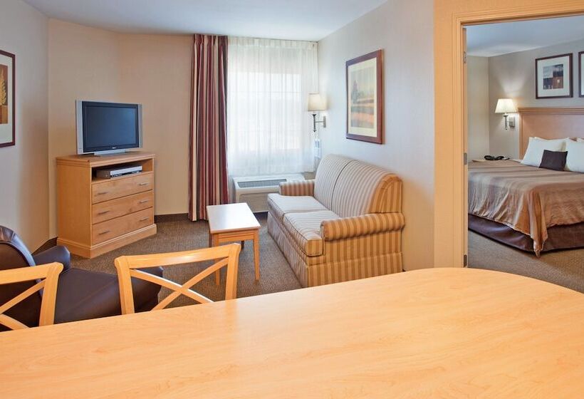 Люкс, Candlewood Suites Junction City   Ft. Riley, An Ihg