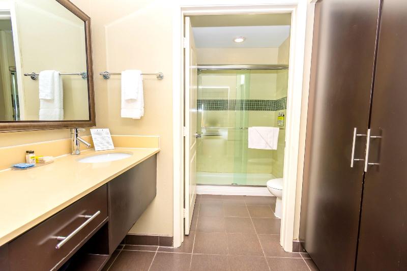 סוויטה, Staybridge Suites Houston   Iah Airport, An Ihg