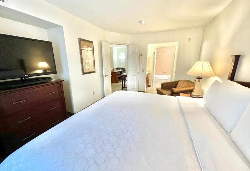 Люкс Адаптированный для Инвалидов, Staybridge Suites Detroit Novi, An Ihg