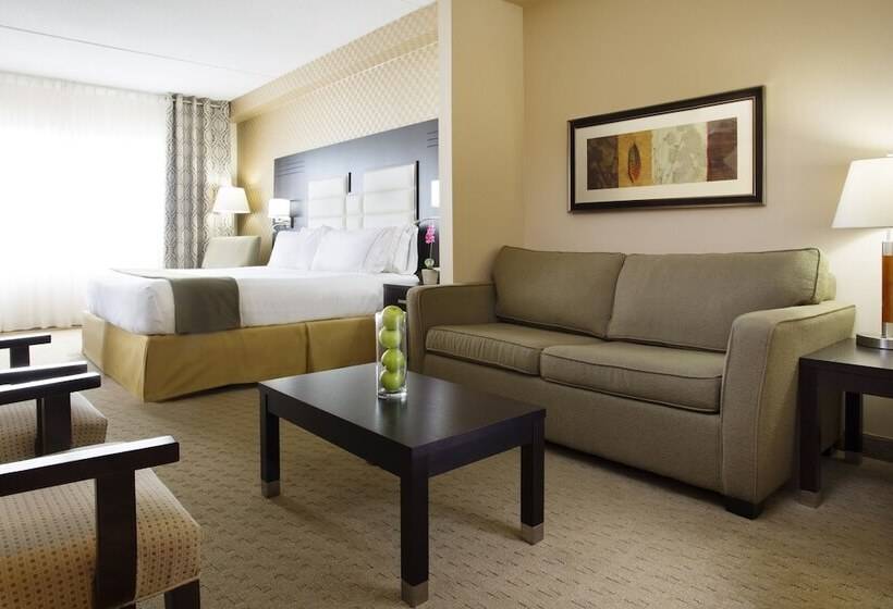 سوئیت برای معلولان, Holiday Inn Express & Suites Ottawa West   Nepean, An Ihg