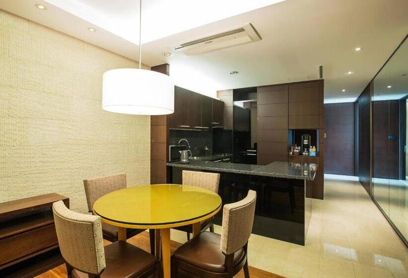 سوئیت پنت هاوس, Marriott Executive Apartment Seoul
