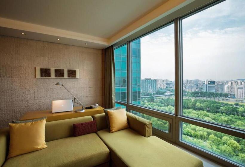 سوئیت مدیریتی 2 خوابه, Marriott Executive Apartment Seoul