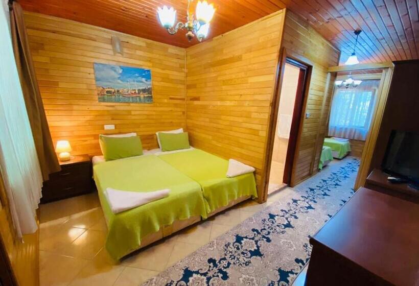 Бунгало Стандарт Вид на Сад, Canada Hotel & Bungalows