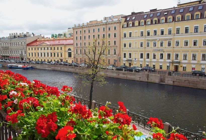 수피리어 룸 강 전망, Domina St. Petersburg