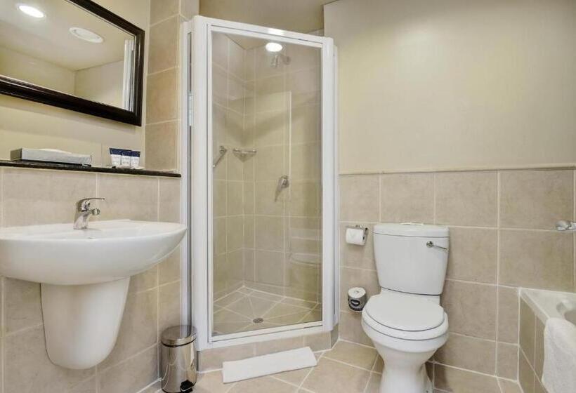 اتاق استاندارد با تخت بزرگ, Protea Hotel By Marriott Mahikeng