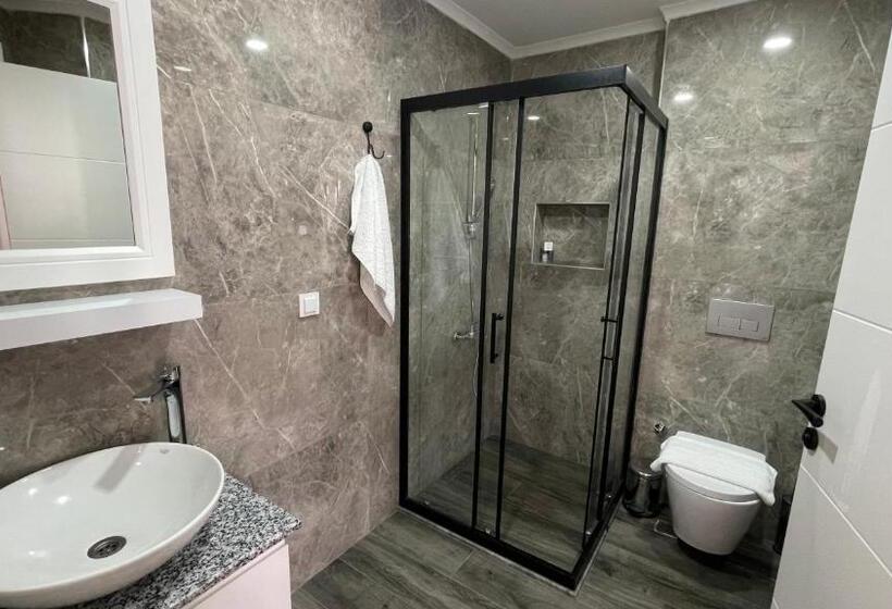 1 Bedroom Deluxe Apartment, Sabah Pansiyon
