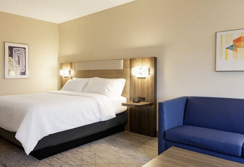 스위트, Holiday Inn Express Newton, An Ihg