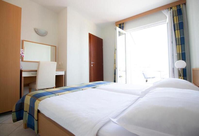 آپارتمان 1 خوابه, Apartments Ivana
