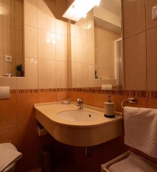 آپارتمان 1 خوابه, Apartments Ivana