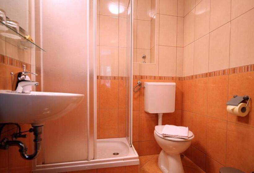 آپارتمان 2 خوابه, Apartments Ivana
