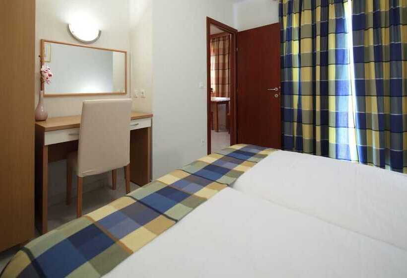 آپارتمان 1 خوابه, Apartments Ivana