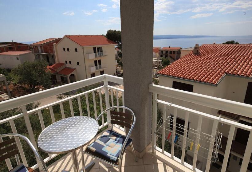 آپارتمان 1 خوابه, Apartments Ivana