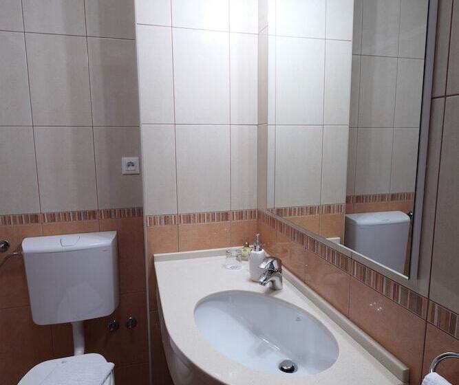 آپارتمان 1 خوابه, Apartments Ivana