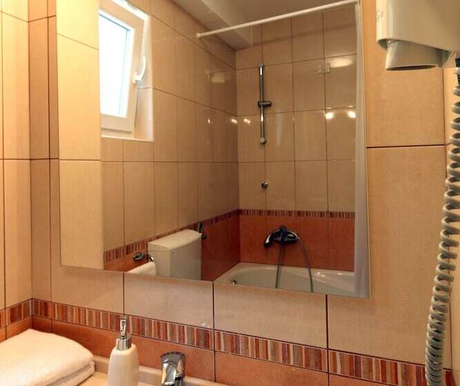 آپارتمان 1 خوابه, Apartments Ivana