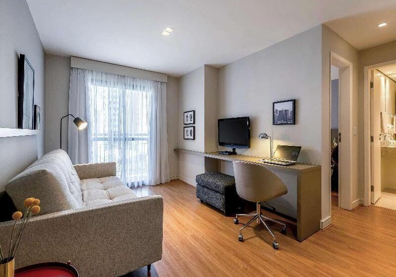 Люкс Кровать Кинг, Hampton Inn Roanoke Rapids, Nc