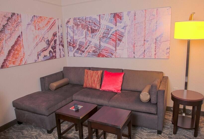 스위트, Springhill Suites Houston Pearland