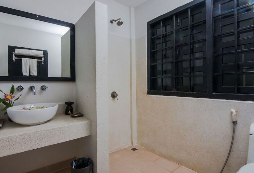 Suite with Terrace, Apsara Centrepole