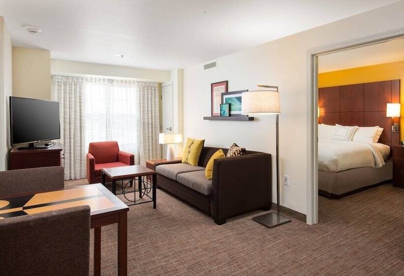 스위트, Residence Inn By Marriott Springfield Old Keene Mill