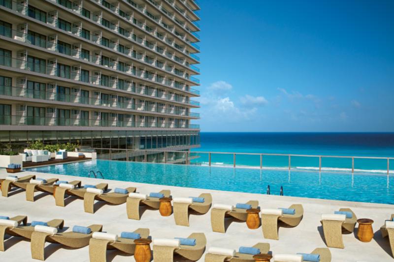 סוויטת ג'וניור קלאב עם נוף לים, Secrets The Vine Cancun   All Inclusive Adults Only