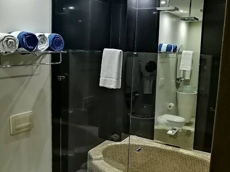 اتاق استاندارد, The Jonathon Boutique