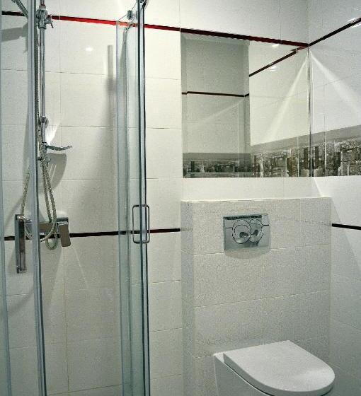 اتاق لوکس, 3 City Hostel