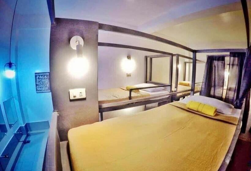 共用房间的床, Frachette S Bed & Breakfast
