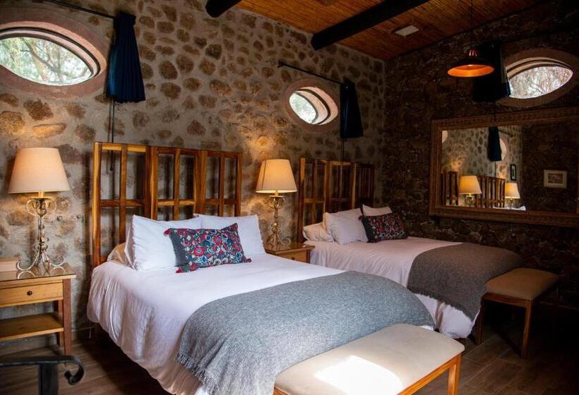 اتاق استاندارد برای معلولان, Nirvana Restaurant & Retreat